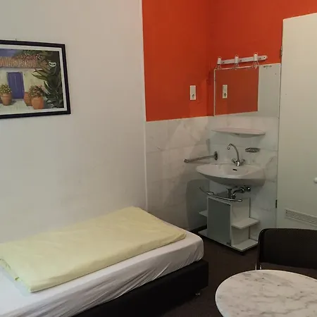 Jugendhotel Hotell 3*