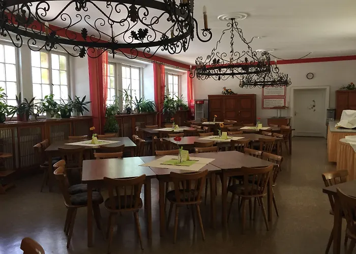 Ξενοδοχείο Jugendhotel 3*